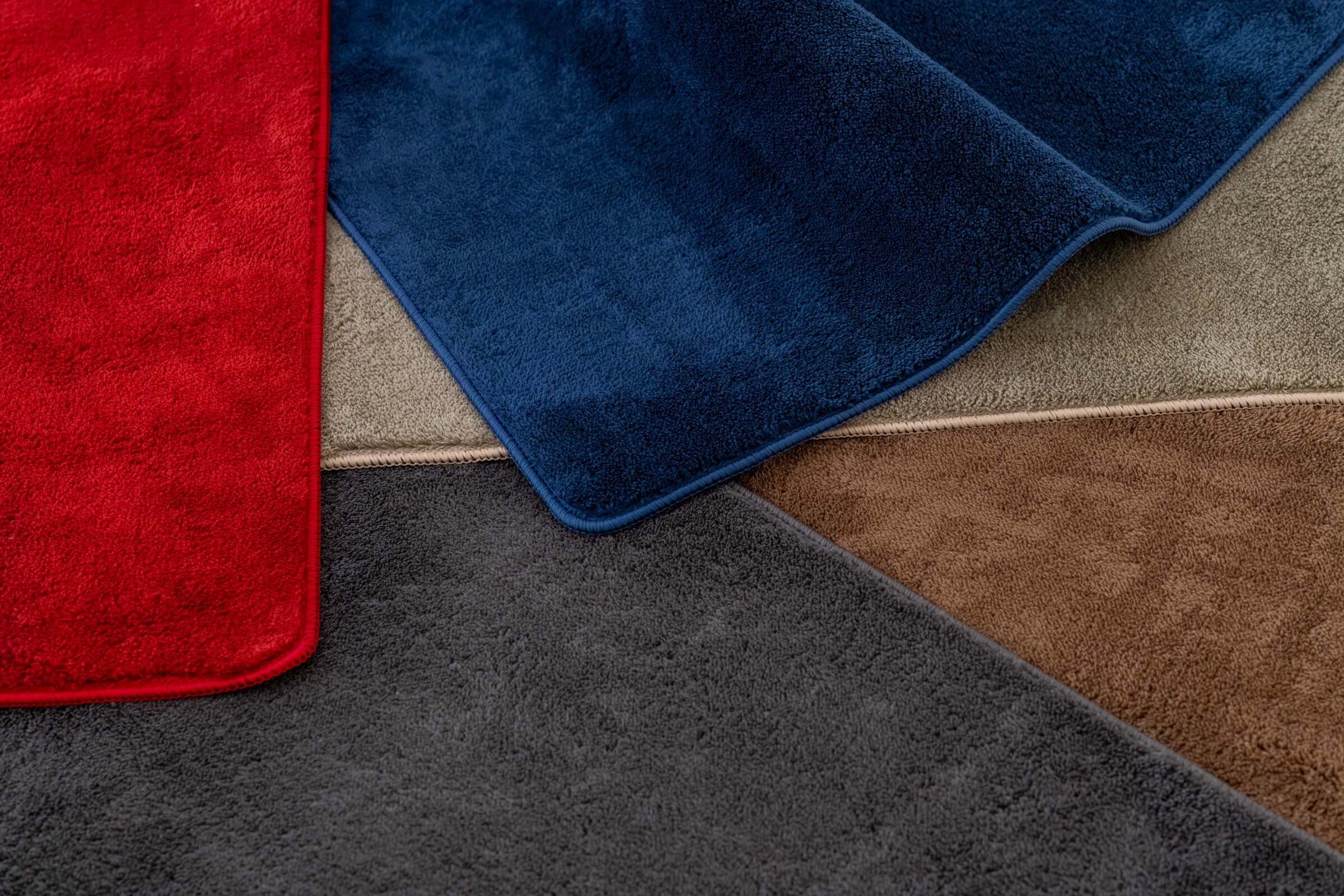 Tappeti moderni e funzionali per ogni ambiente |