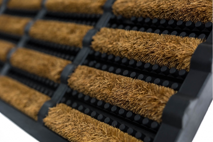 Zerbino in gomma con spazzole in cocco